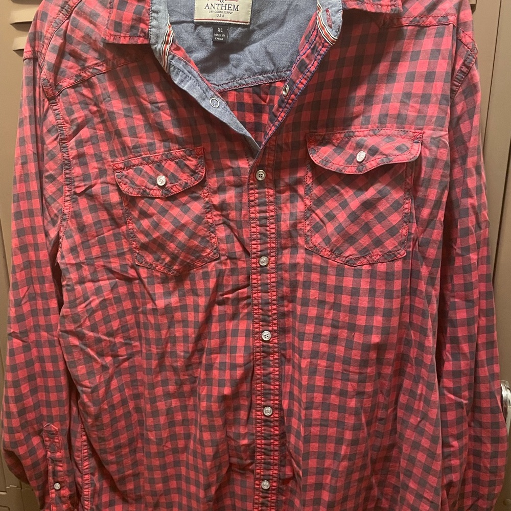 Anthem Red Checkered Men's Casual Button Down Shirt
